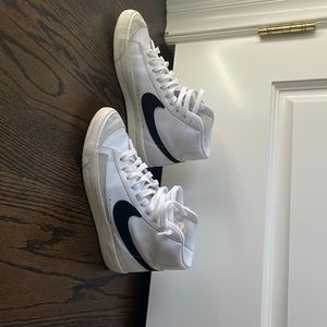 nike blazers size women’s 9.